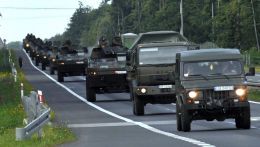 Ruch kolumn pojazdów wojskowych 
